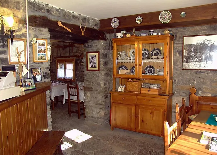 Casa Lisa Pensión Buerba